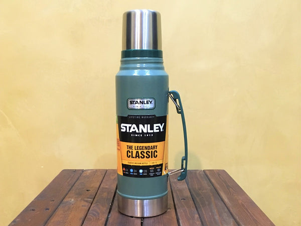 10-01254-033 Stanley Classic Vacuum Bottle 1.1 Qt Hammertone Green – Stars  and Stripes