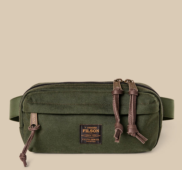 F2020307501 Filson Dryden Crossbody - Stars and Stripes 